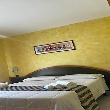 Hotel Blue Rose's Mesagne