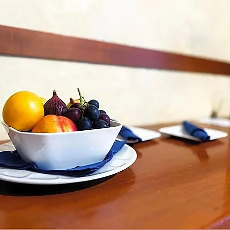 Blue Rose's Hotell 3*