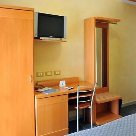 Blue Rose's Otel 3*