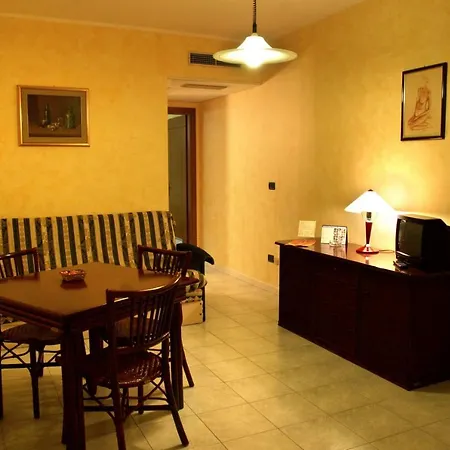 Blue Rose's Hotel 3*