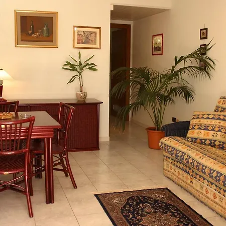 Hotel Blue Rose's