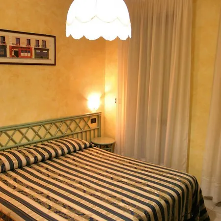 Blue Rose's Hotel